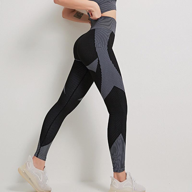 Conjunto de top de yoga, sujetador deportivo y leggings Signature Collection | Ropa deportiva prémium para vaqueras