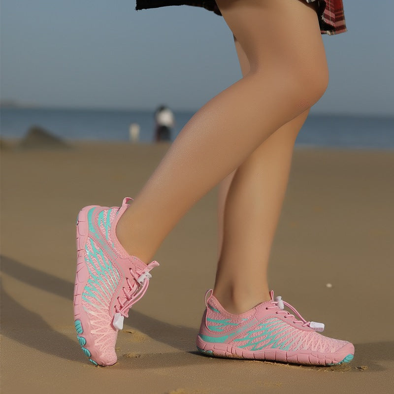 Quick-Entry Stream-Tracking Sneakers
