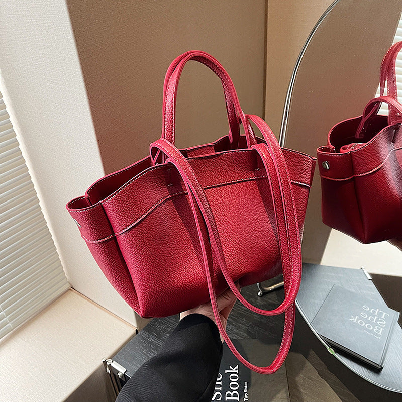 Large Capacity Shoulder Travel Bag