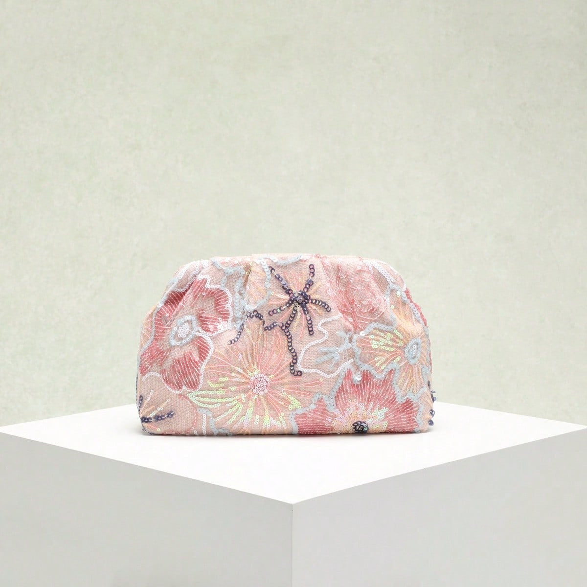 Womens Bag With Intricate Craftsmanship Featuring A Wave And Ink-wash Painting Style