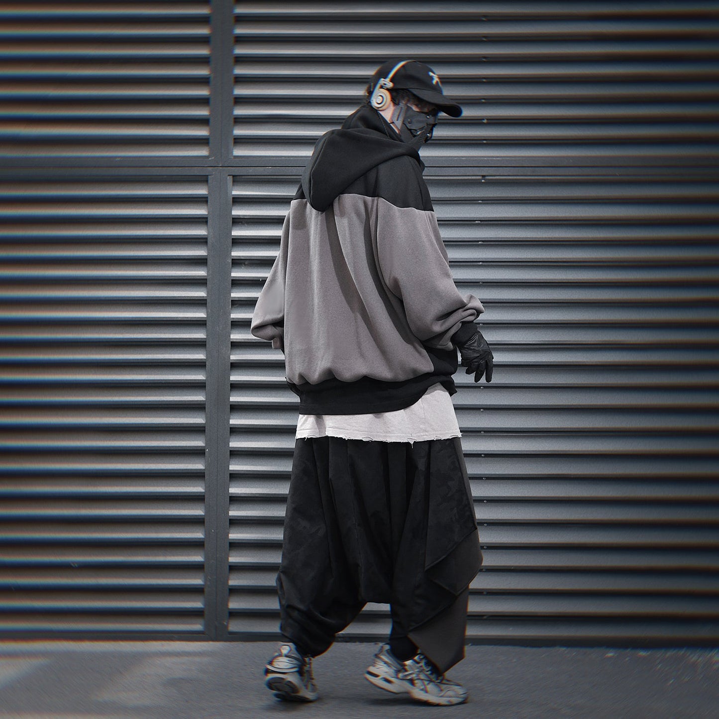 Sudadera con Capucha Negra T-Tech HiH51