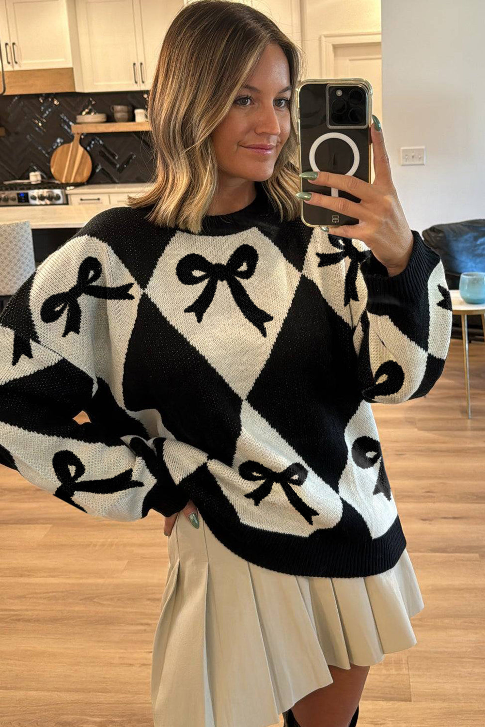 Black Bow Print 2-tone Rhombus Knit Loose Sweater