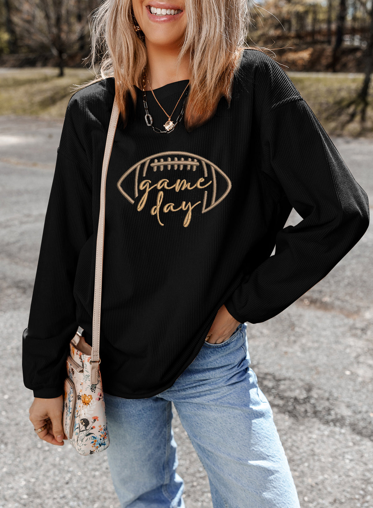 Sudadera de pana bordada "Black Rugby Game Day"