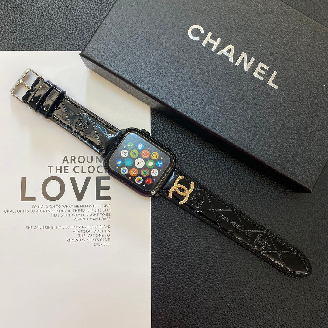 Correa de cuero brillante para Apple Watch con logotipo metálico de lujo