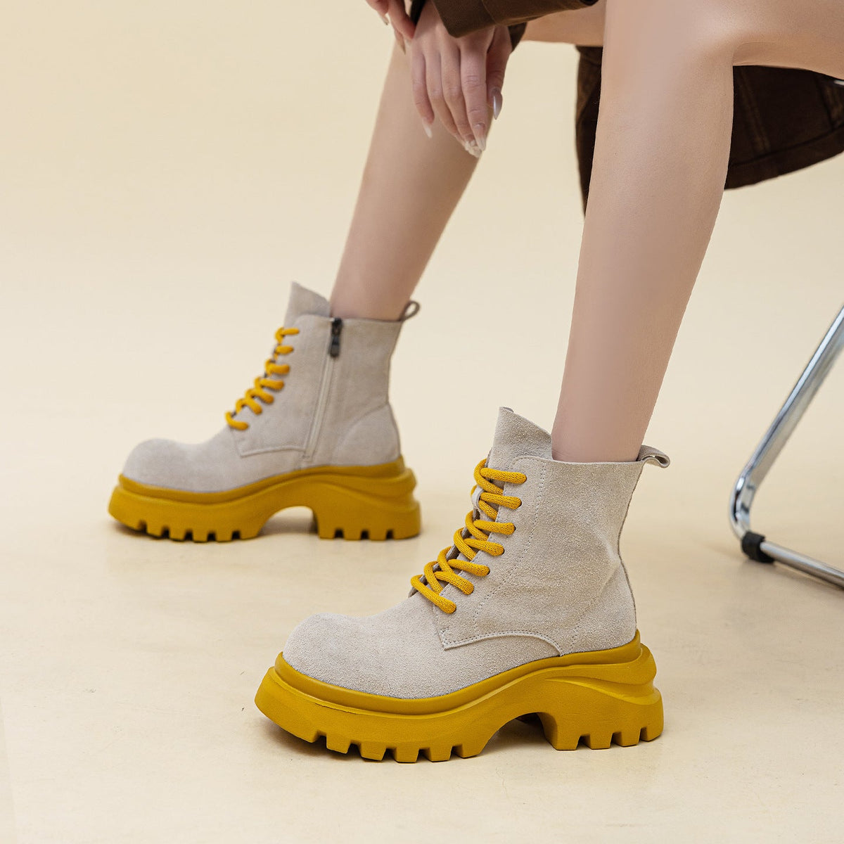 Womens Full-grain Leather Ankle Boots