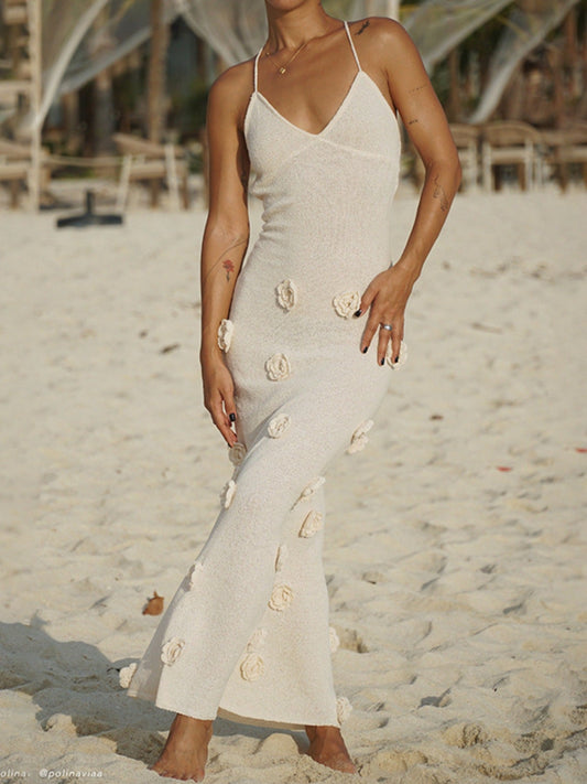 Vestido de punto con tirantes finos y apliques florales