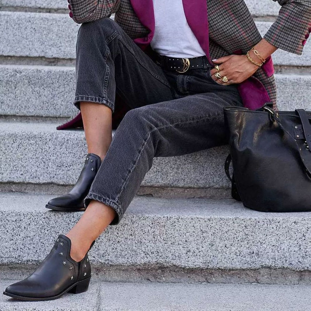 Women's Ankle Boots With Metal Decoration