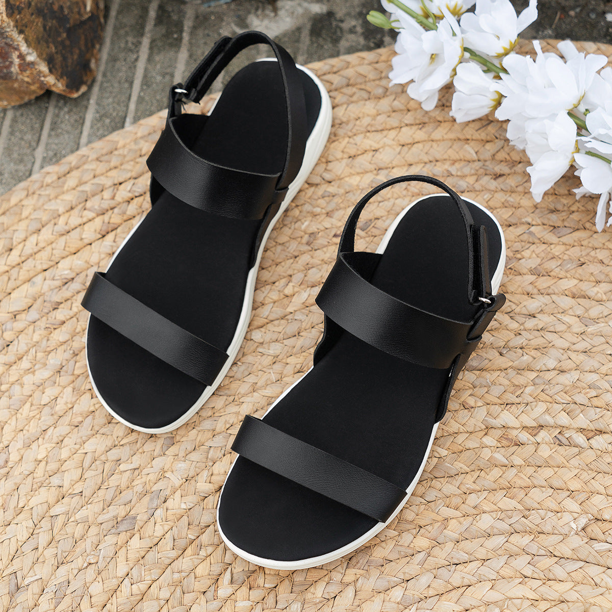 Women's Flat Heel Open-Toe Sandals