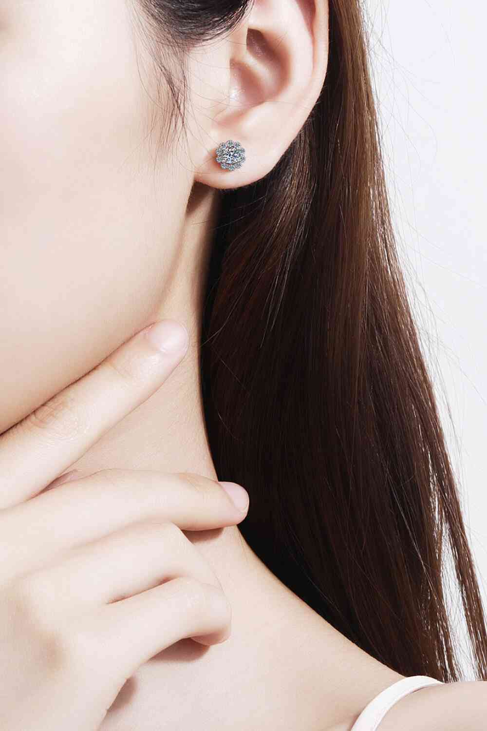 Pendientes de moissanita con forma de flor – Diseño brillante de 1 quilate. Ver la tabla de tallas en "más detalles".