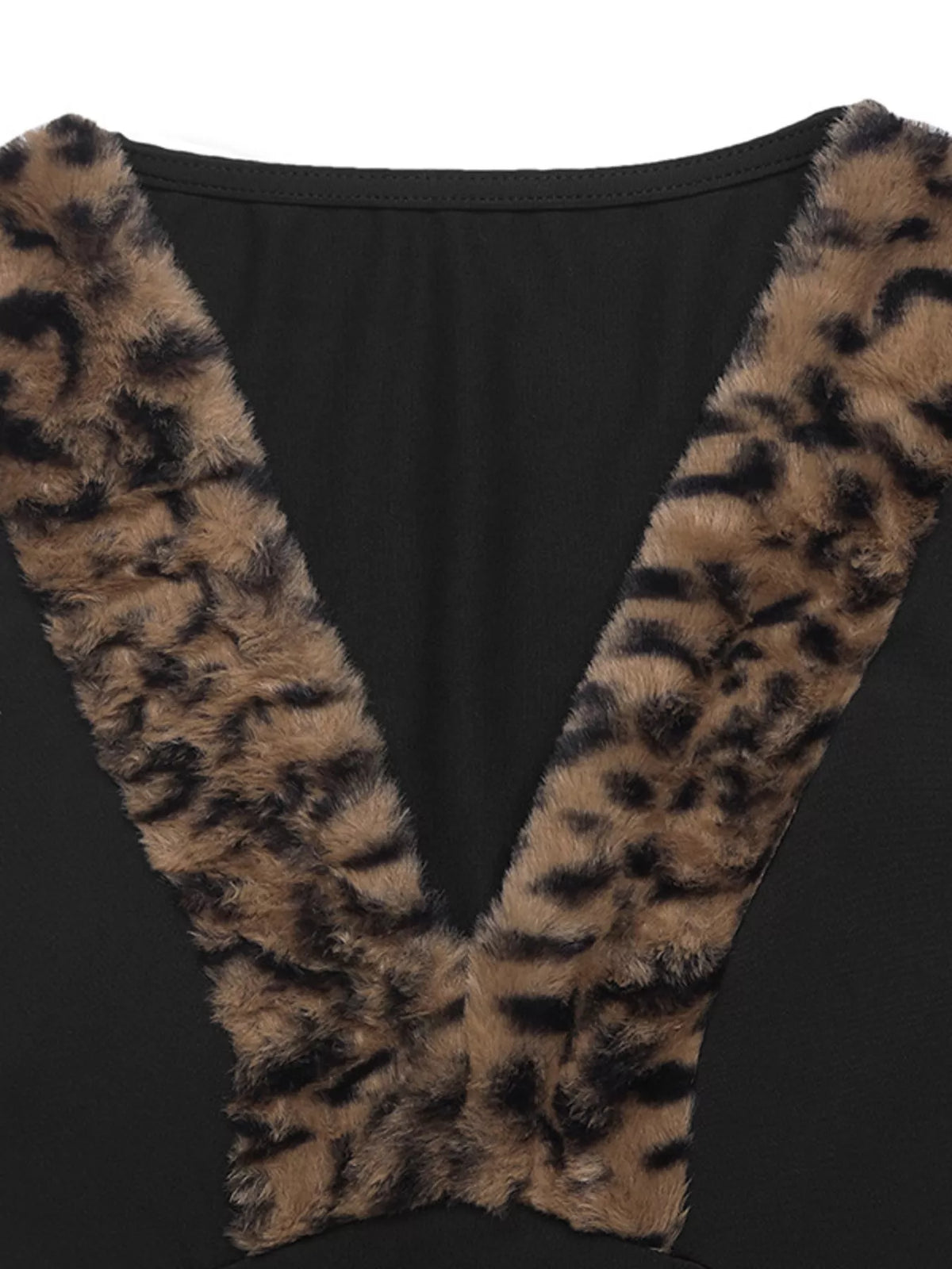 Leopard Trim V-Neck Long Sleeve Bodysuit