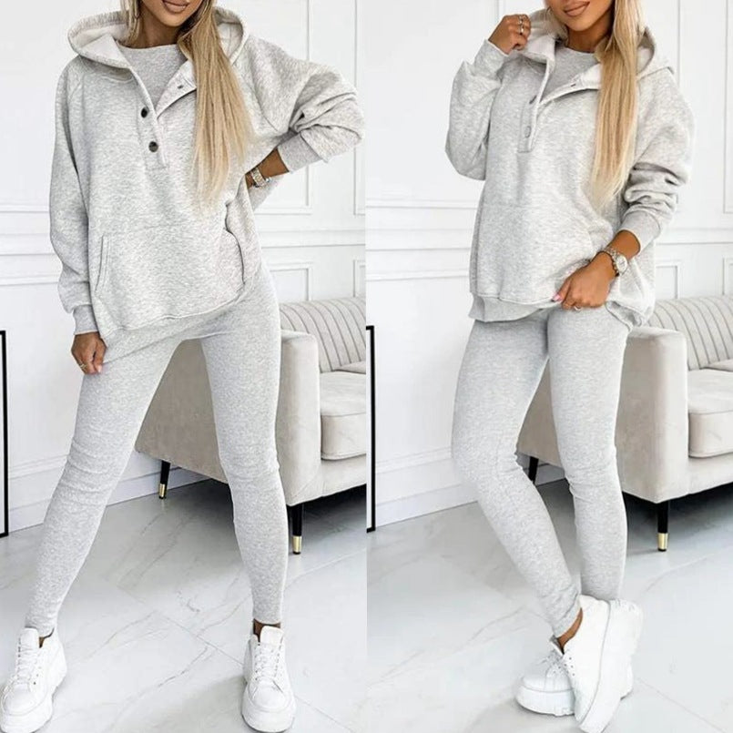 Sudadera informal con capucha, chaleco ajustado con hilo engrosado y pantalones, conjunto de tres piezas. Consulta la tabla de tallas en "más detalles".