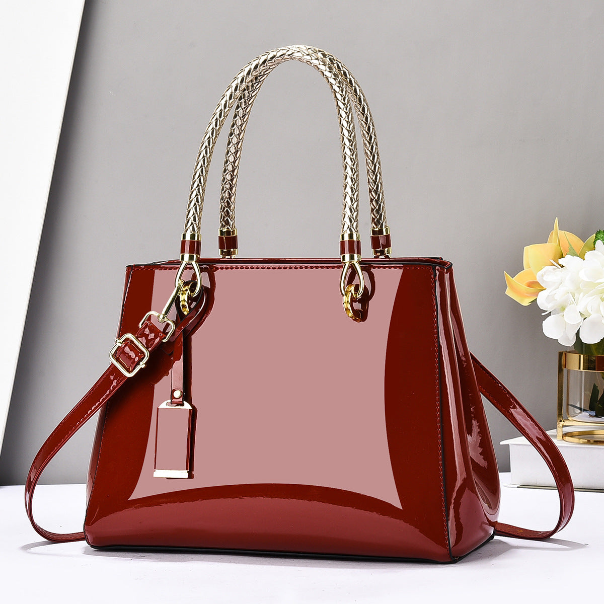 Fashionable Patent Leather Glossy Handbag Large-Capacity Casual Shoulder Crossbody Bag