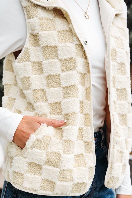 Checker Sherpa Snap Button Vest Jacket With Pocket See size chart under “more details”