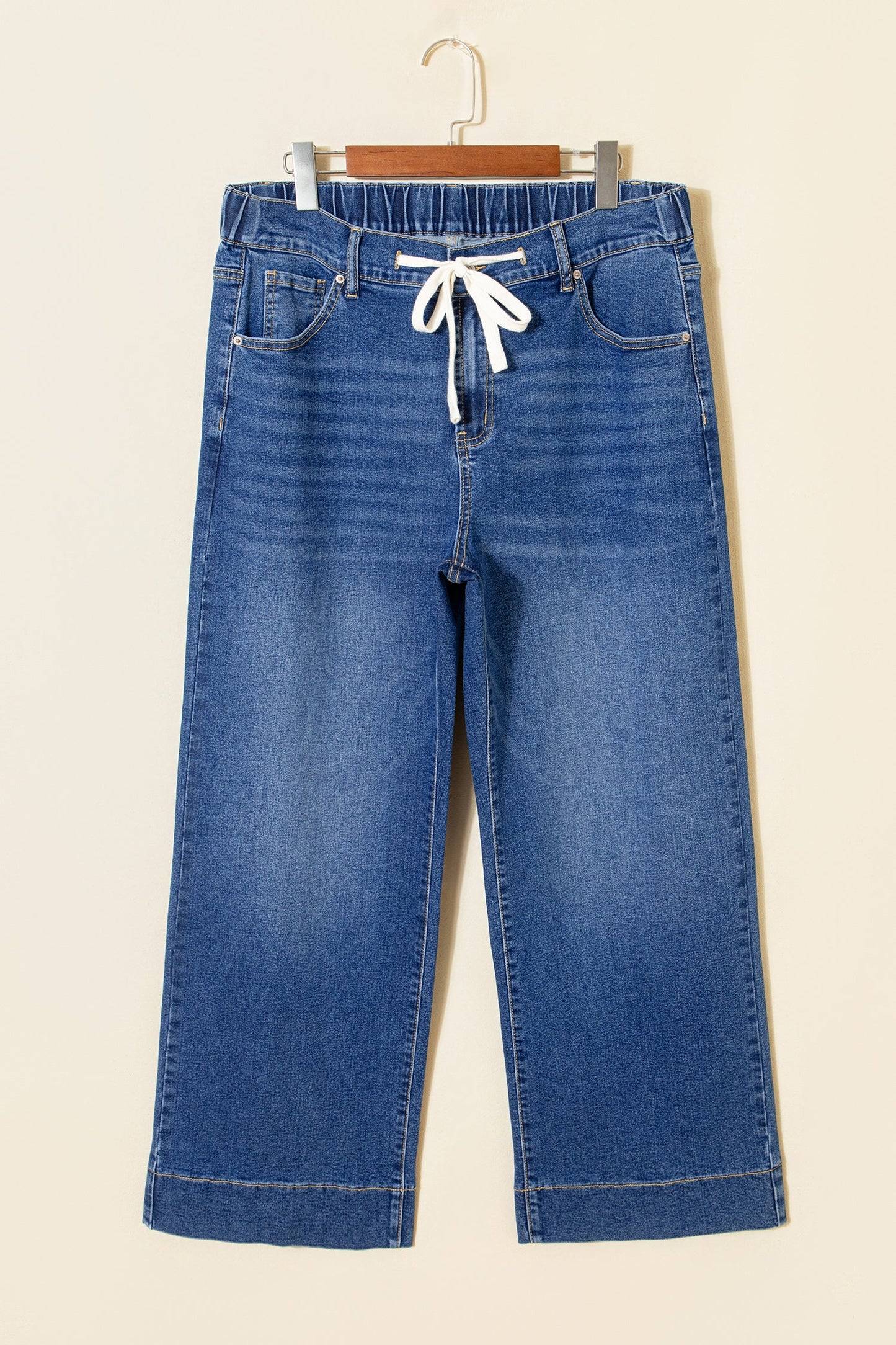 Vaqueros plus size de lavado ácido azul claro con cordones de contraste