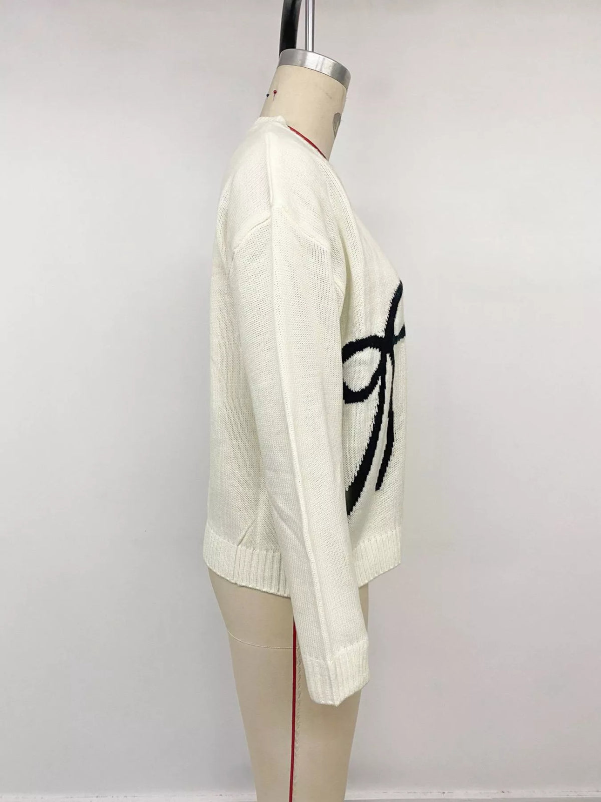 Bow Graphic Round Neck Sweater