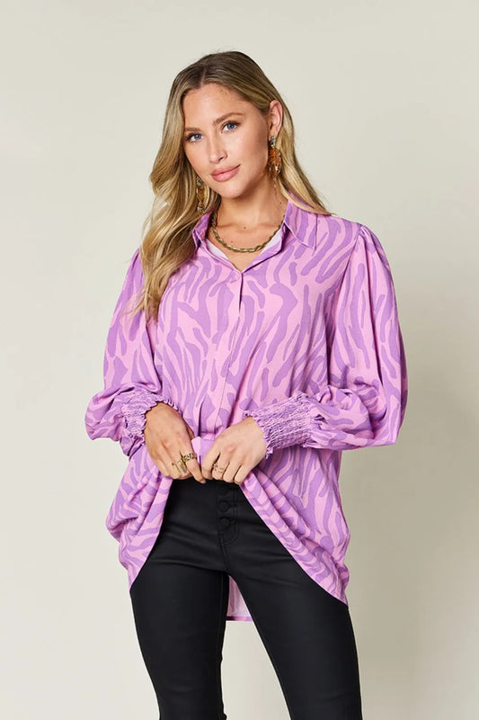 Blusa de manga larga fruncida estampada Double Take talla grande