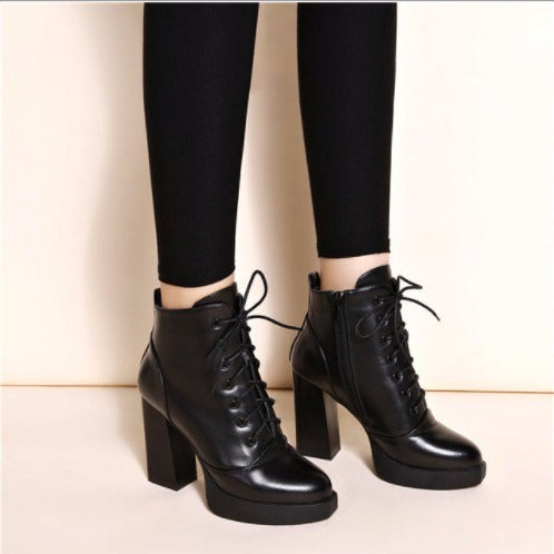 Men's British-Style Lace-Up Boots