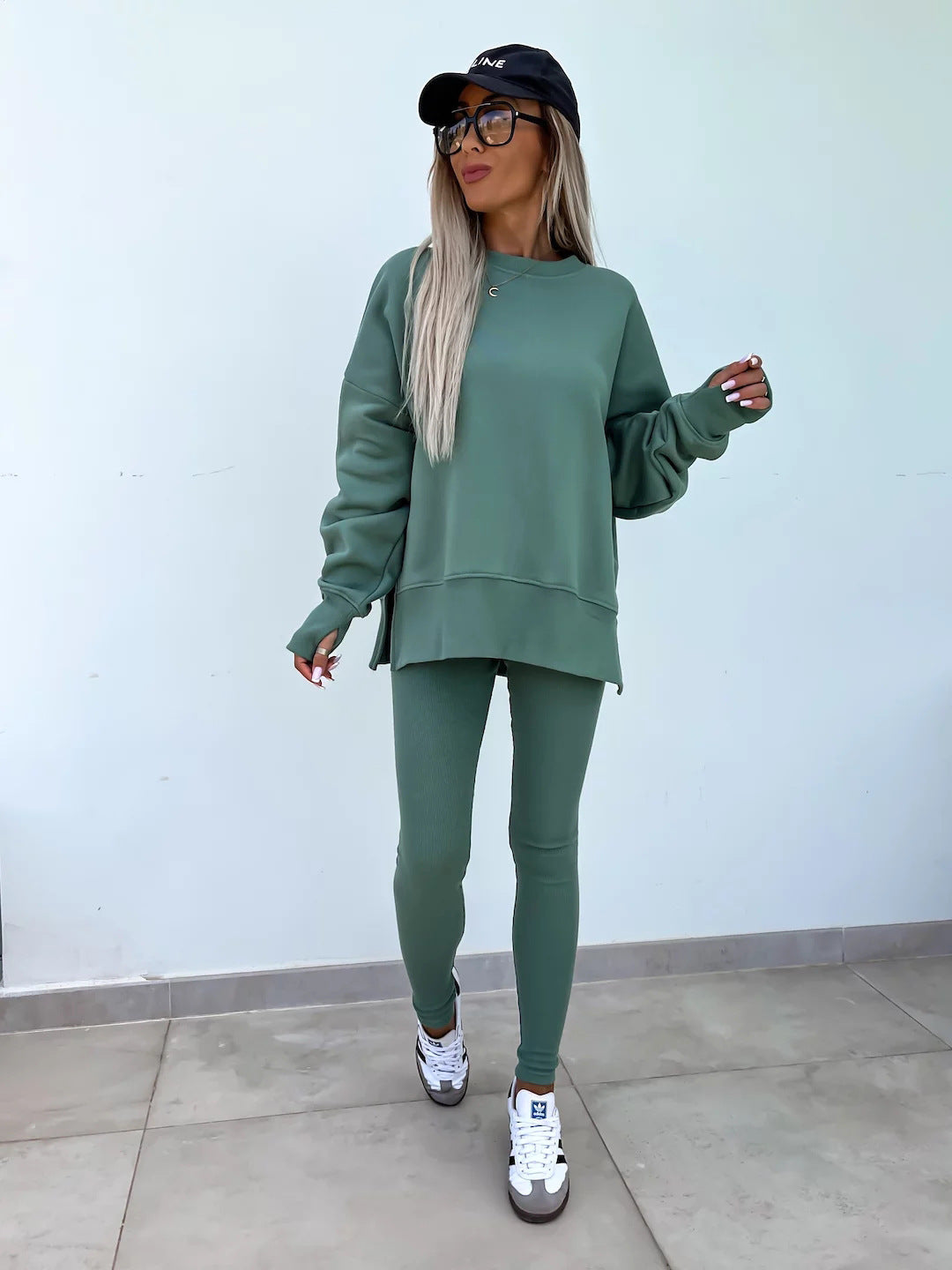 Traje de suéter informal para mujer – Conjunto de top suelto con aberturas y pantalones ajustados
