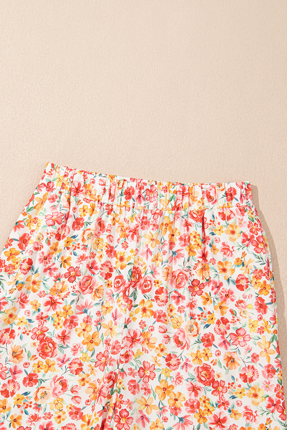 Conjunto de top bandeau floral bohemio rosa y pantalones de pierna ancha de talle alto