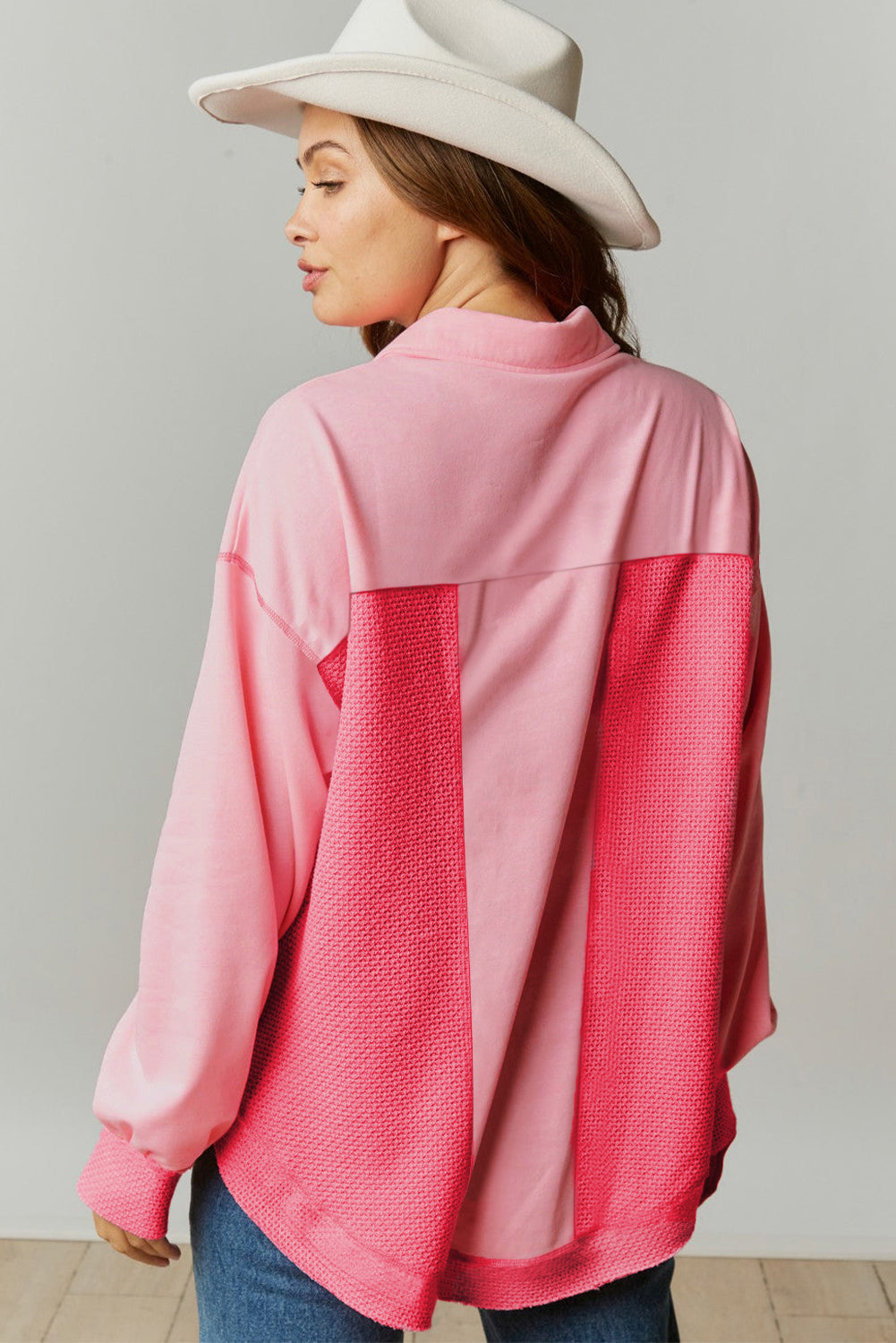 Chaqueta suelta abotonada de punto waffle de contraste bicolor rosa melocotón