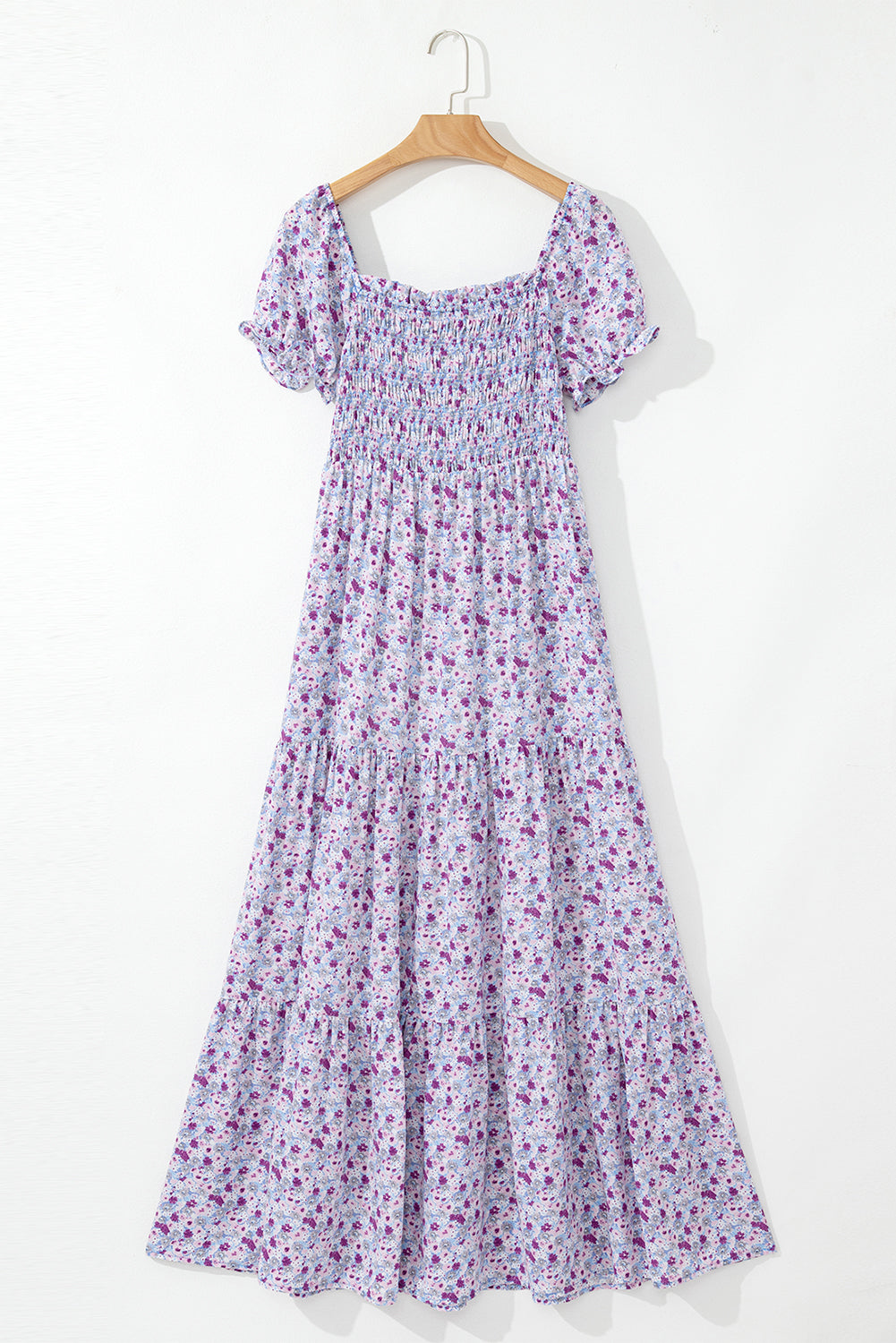 Vestido maxi fruncido de cintura alta con manga corta abullonada floral morado