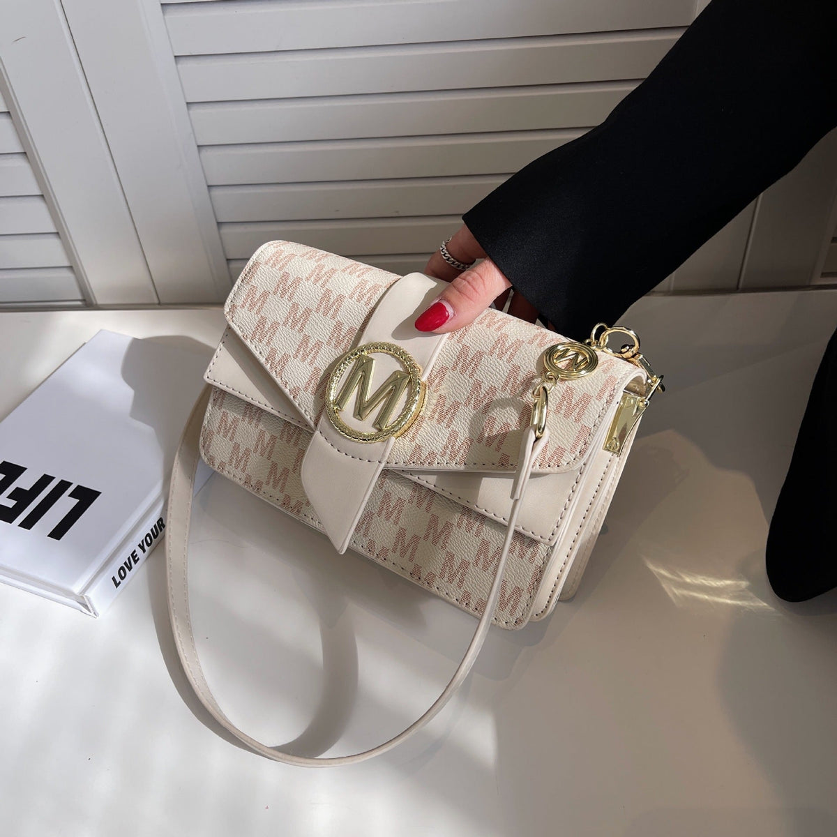 Niche Personality Printed Letter Travel Bag