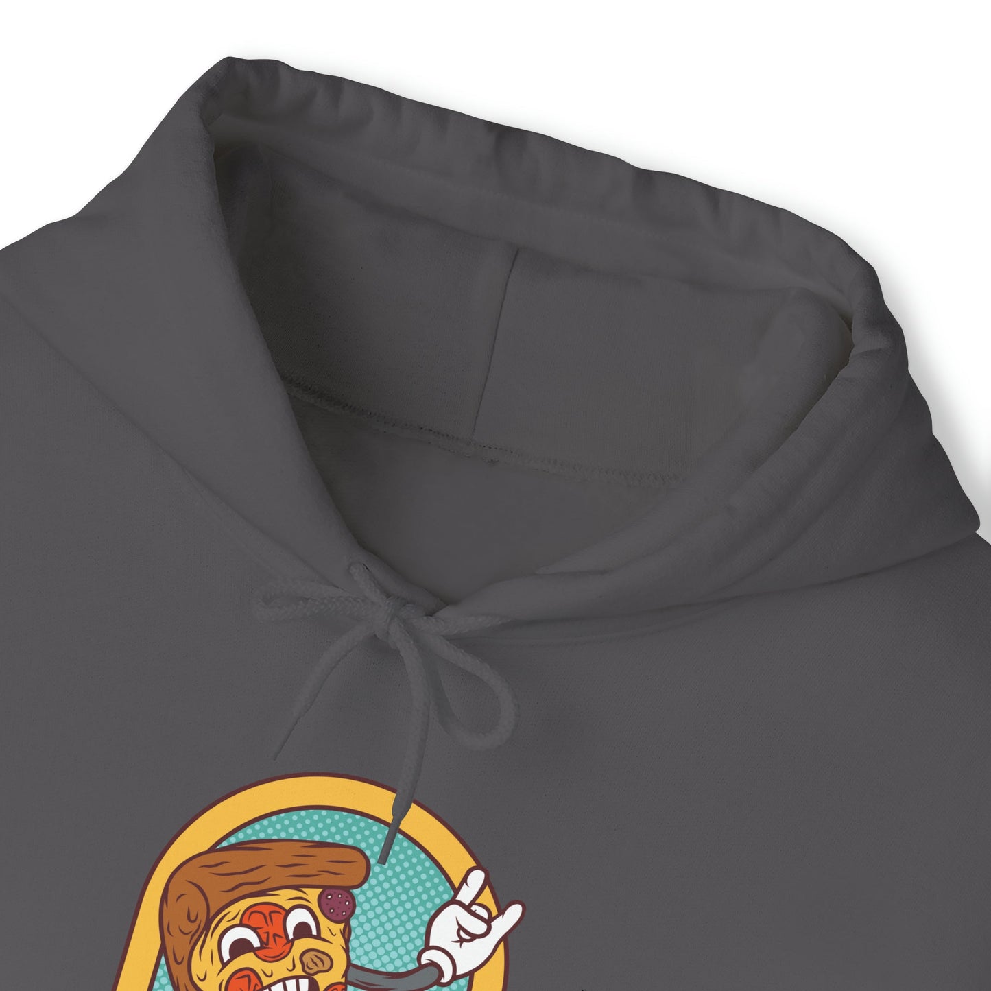 "Sudadera con capucha DirkyThreadz alimentada por pizza - Diseño gráfico divertido para amantes de la pizza"