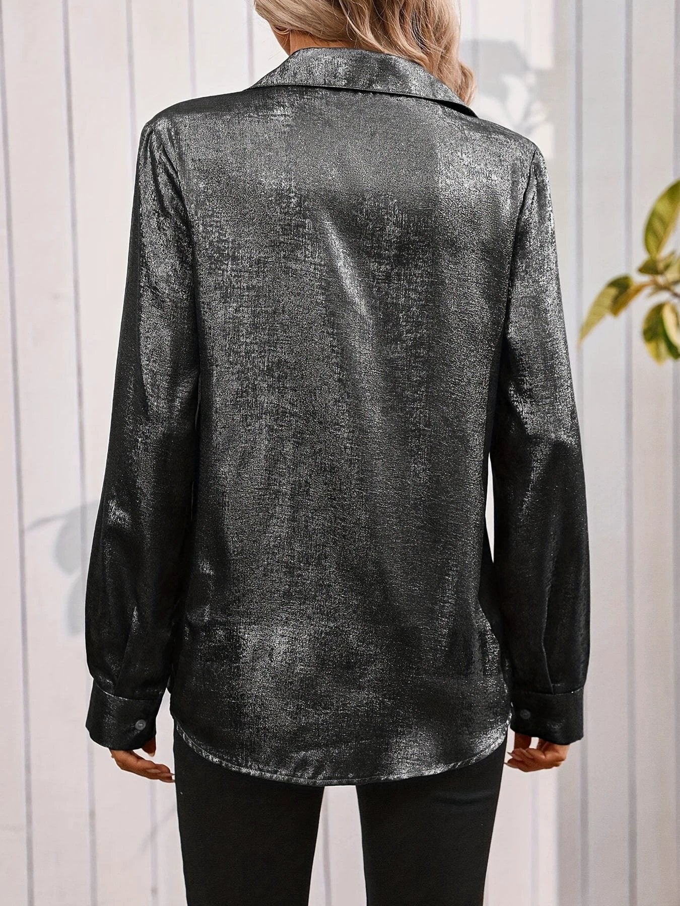Satin Minimalist Long Sleeved V-Neck Button Pocket Daily Shirt - Women's Casual Top