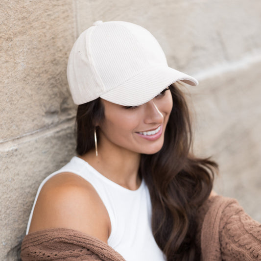 Gorra de pana estilo boyfriend