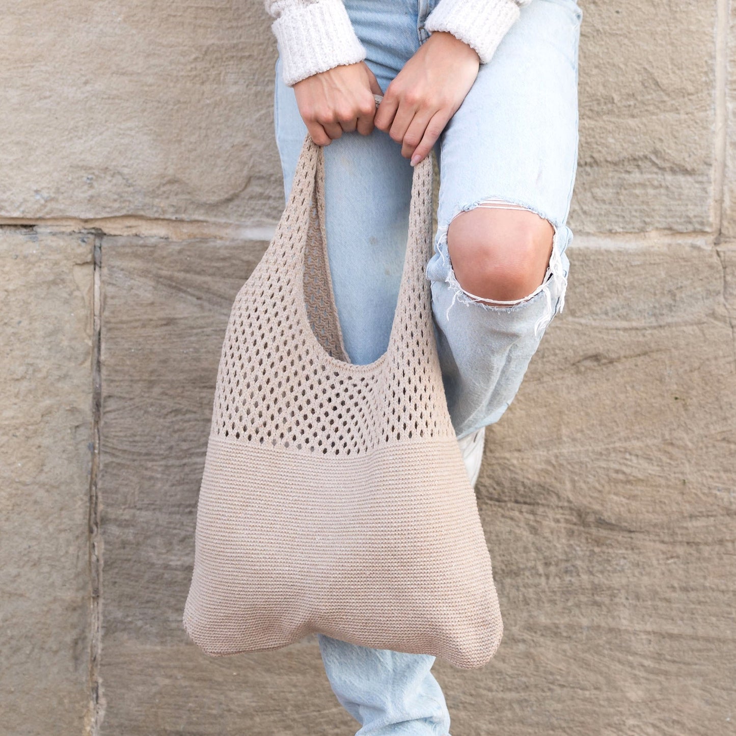 Bolso hobo de hombro de punto suave