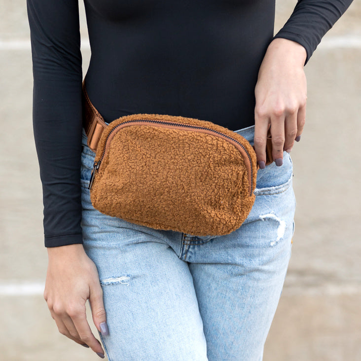 Bolso bandolera riñonera de cintura Lola Boucle Sherpa