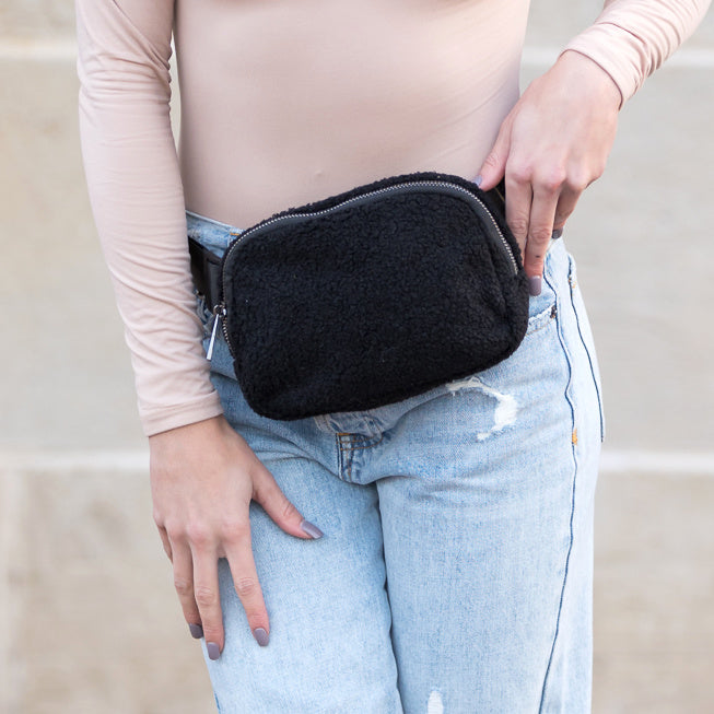 Bolso bandolera riñonera de cintura Lola Boucle Sherpa