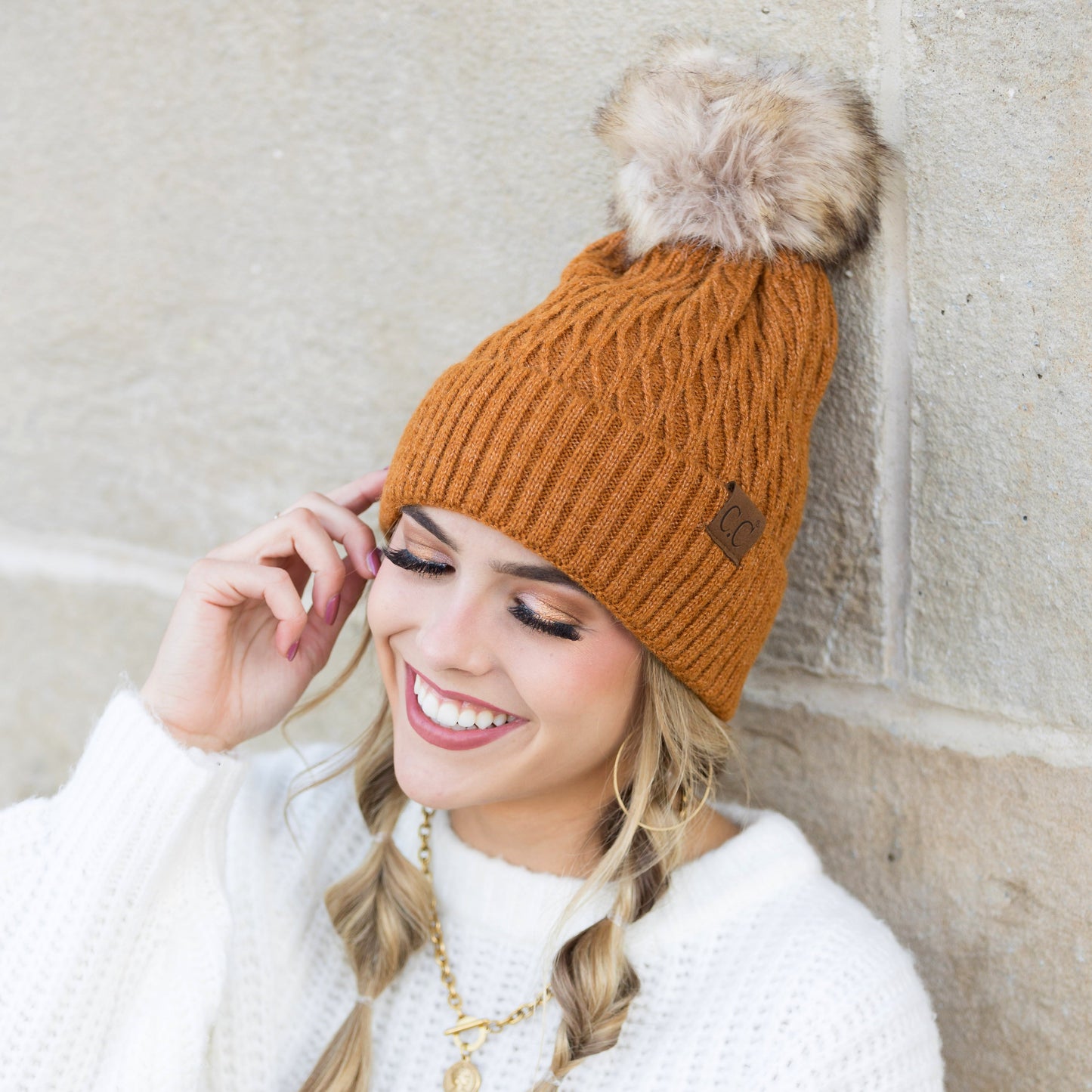 Gorro de punto C.C® Honeycomb con pompón