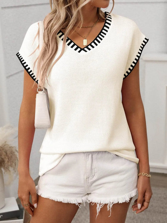 Contrast Trim V-Neck Short Sleeve Knit Top