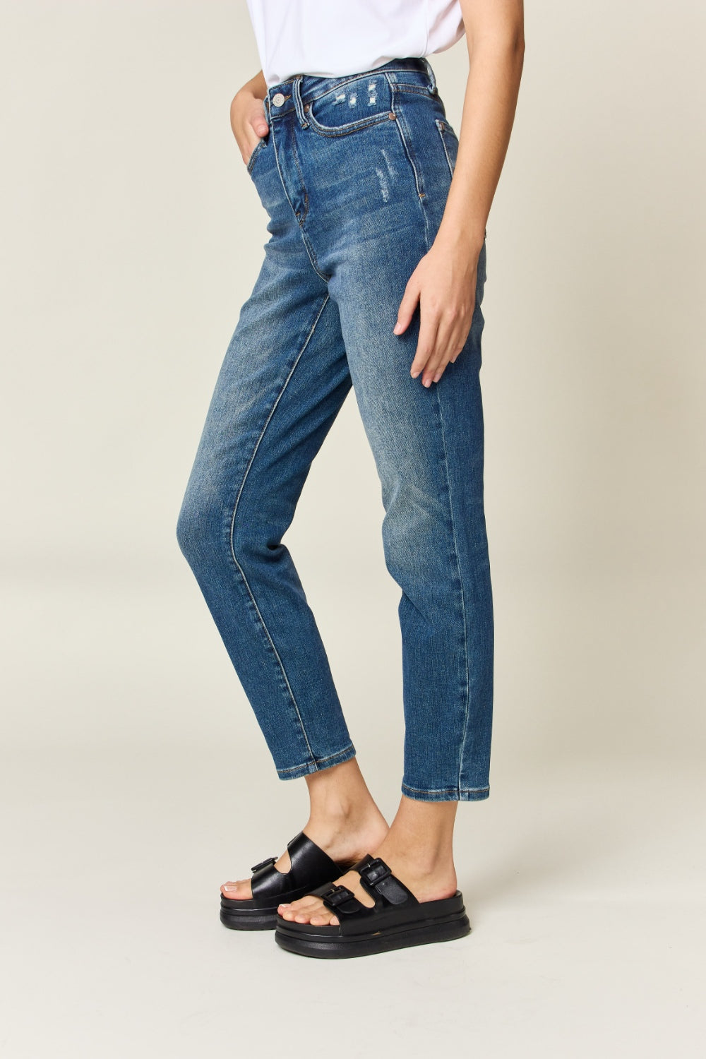 Jeans ajustados de tiro alto con control de abdomen Judy Blue Full Size