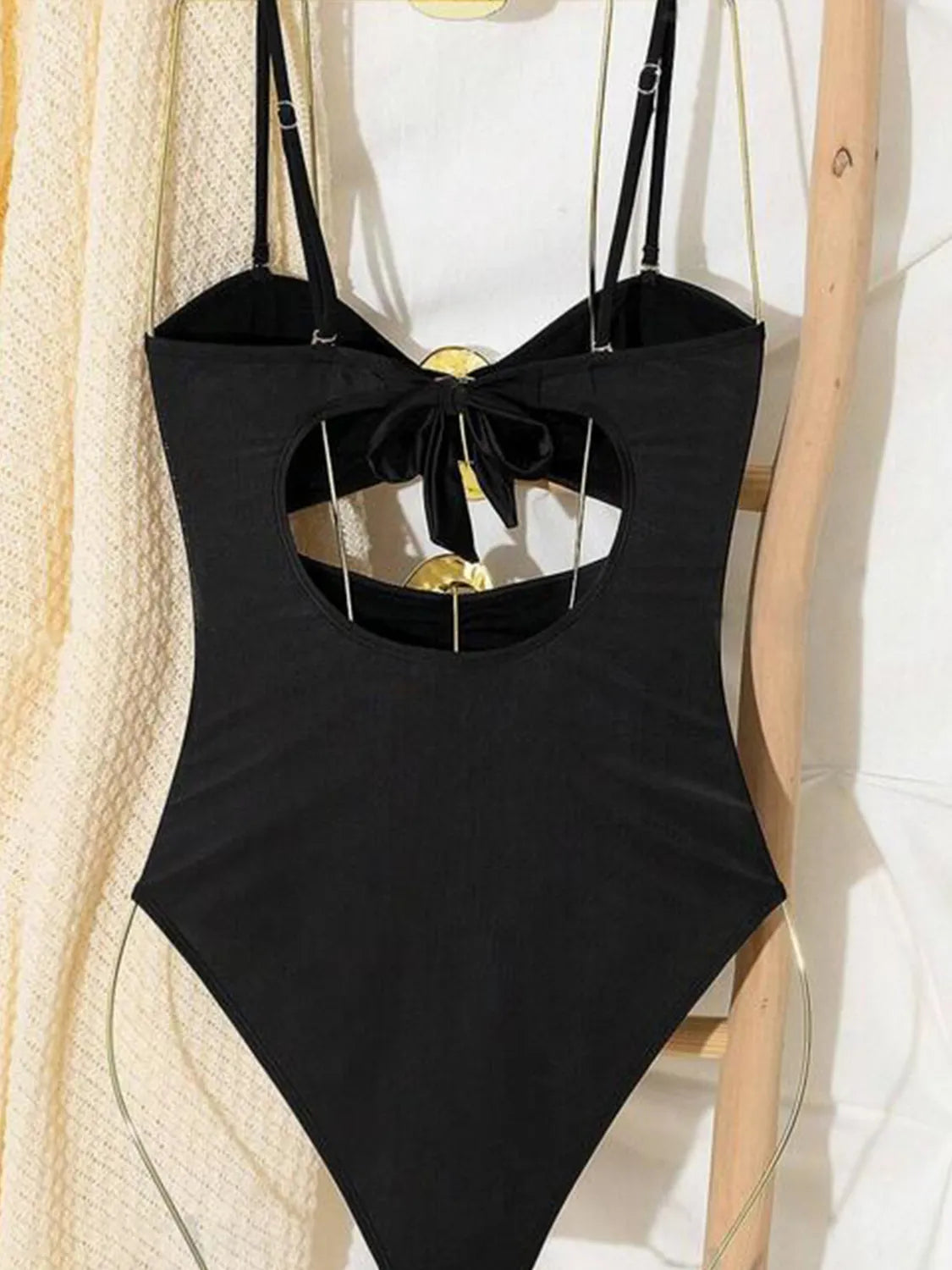 Cutout Sweetheart Neck One-Piece Swimwear