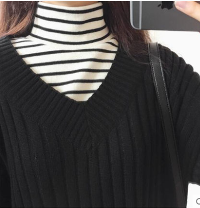 Striped Turtleneck Base Layer T-Shirt