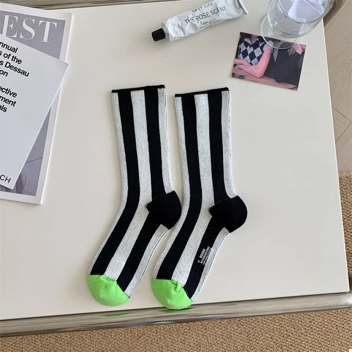 Contrast Striped Crew Socks