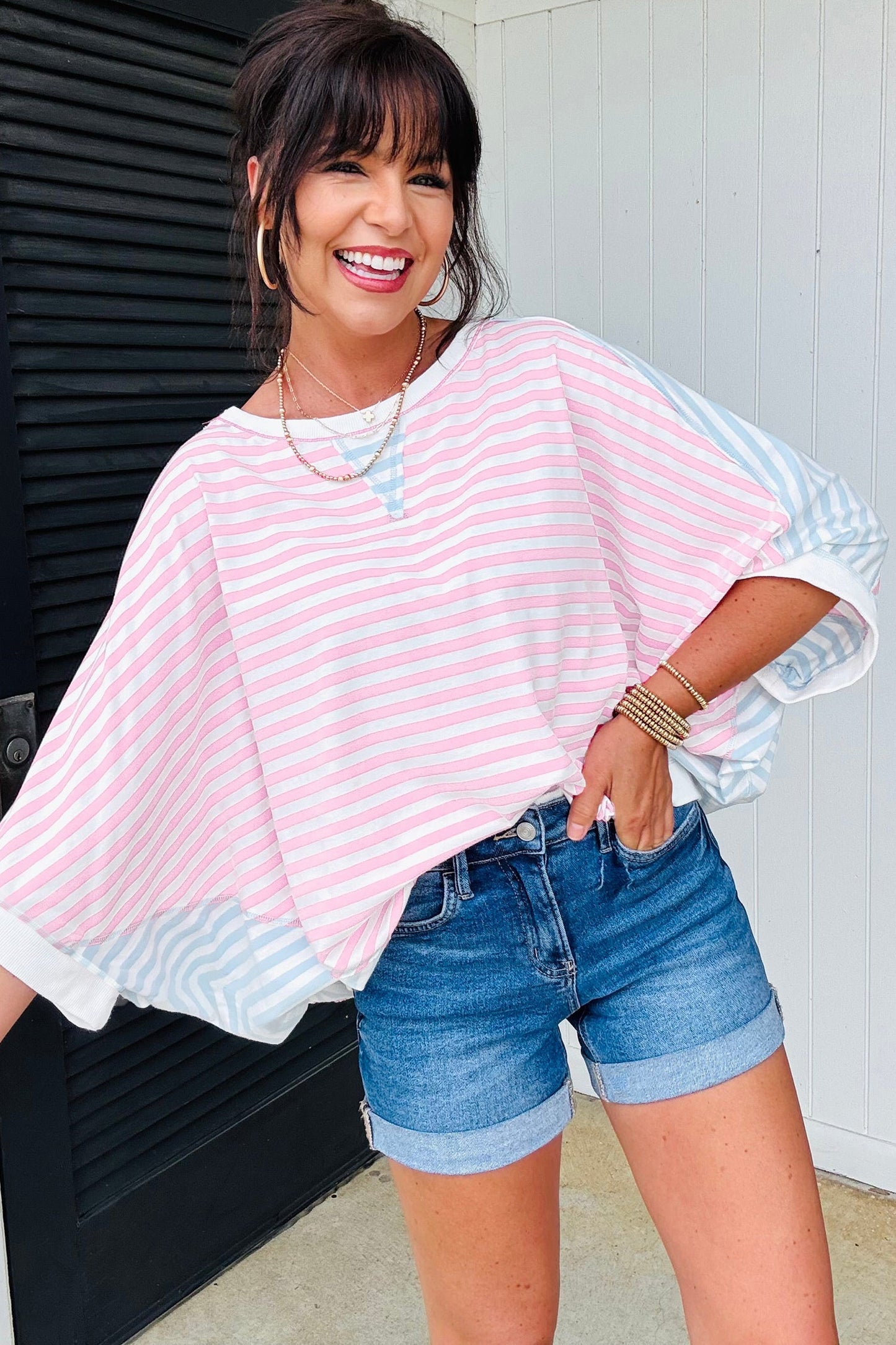 Camiseta informal de rayas con manga dolman oversize y retales