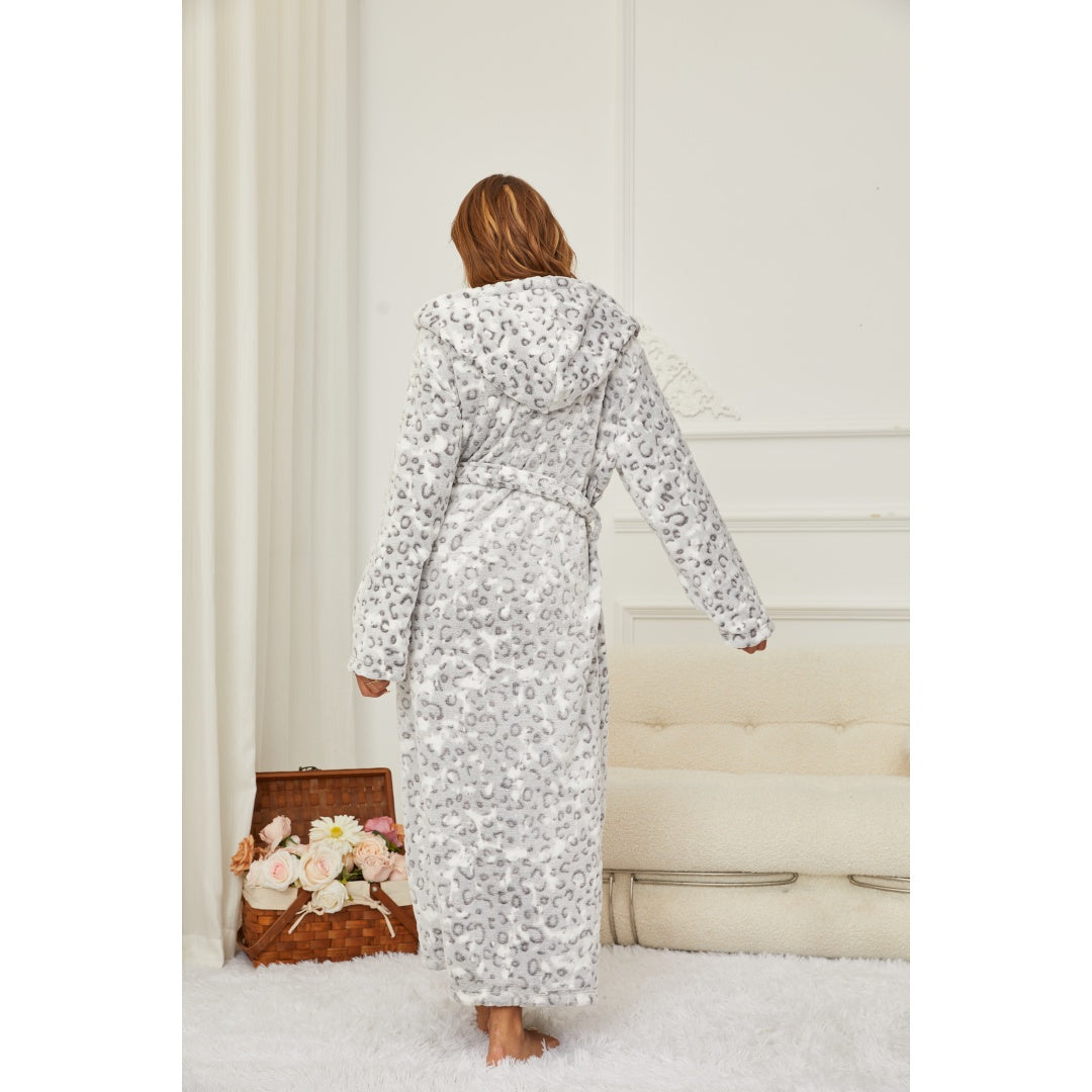Women's Plus Size Leopard Print Long Flannel Bathrobe