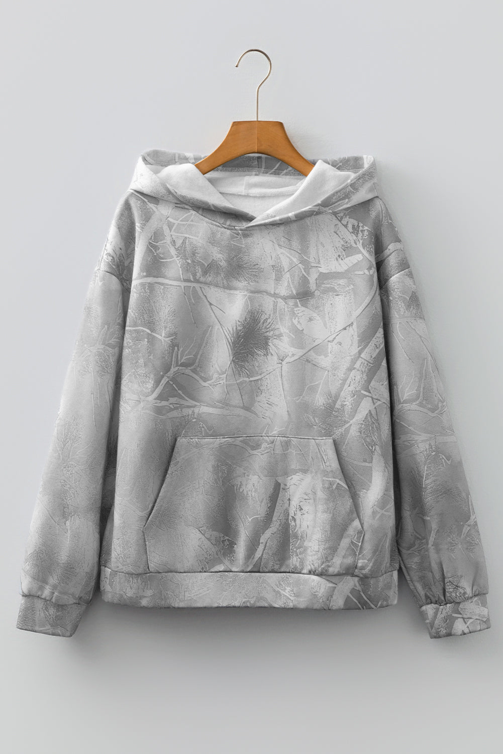 Sudadera con capucha deportiva extragrande con estampado de camuflaje Woodland rosa claro