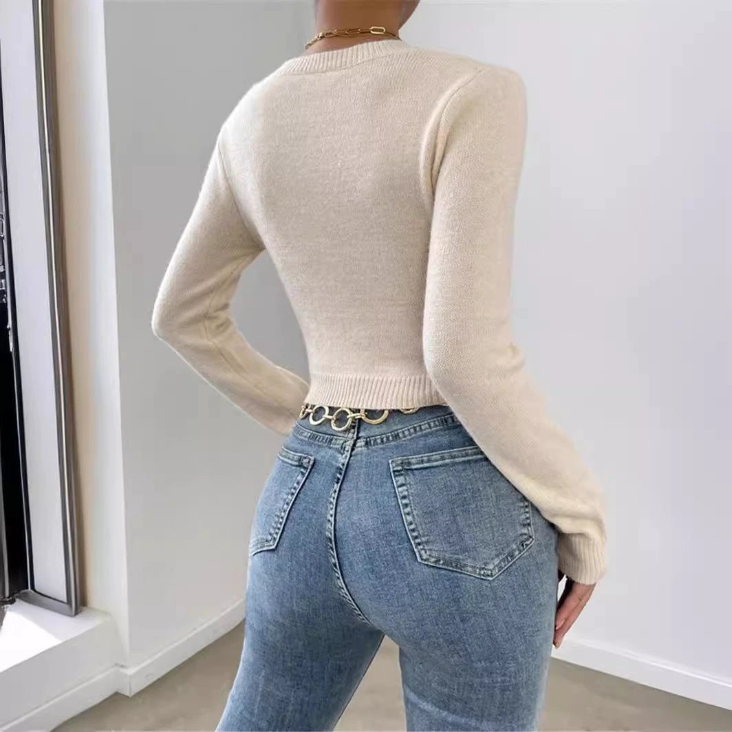 Round Neck Design Cross Knitted Top Sweater For Women