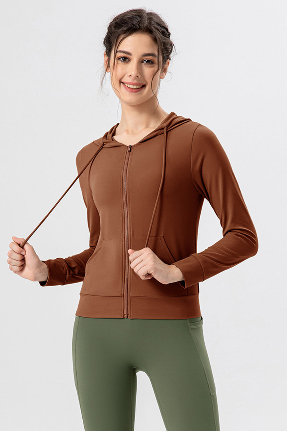 Prenda Exterior Deportiva con Capucha, Cremallera y Cordón Ajustable
