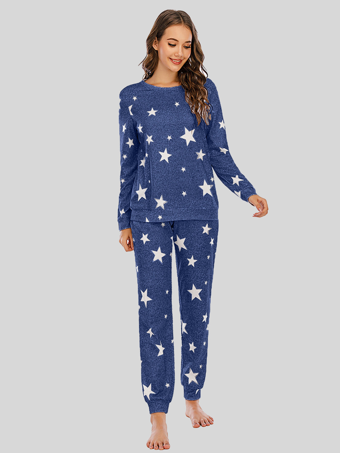 Conjunto de pijama de top y pantalón con estrellas