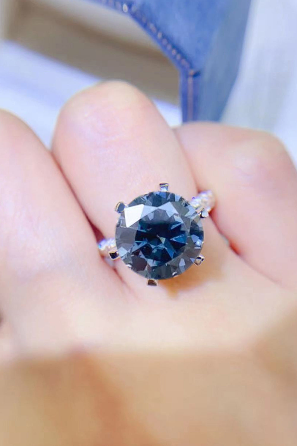Anillo de Plata de Ley 925 con Moissanita de 5 Quilates