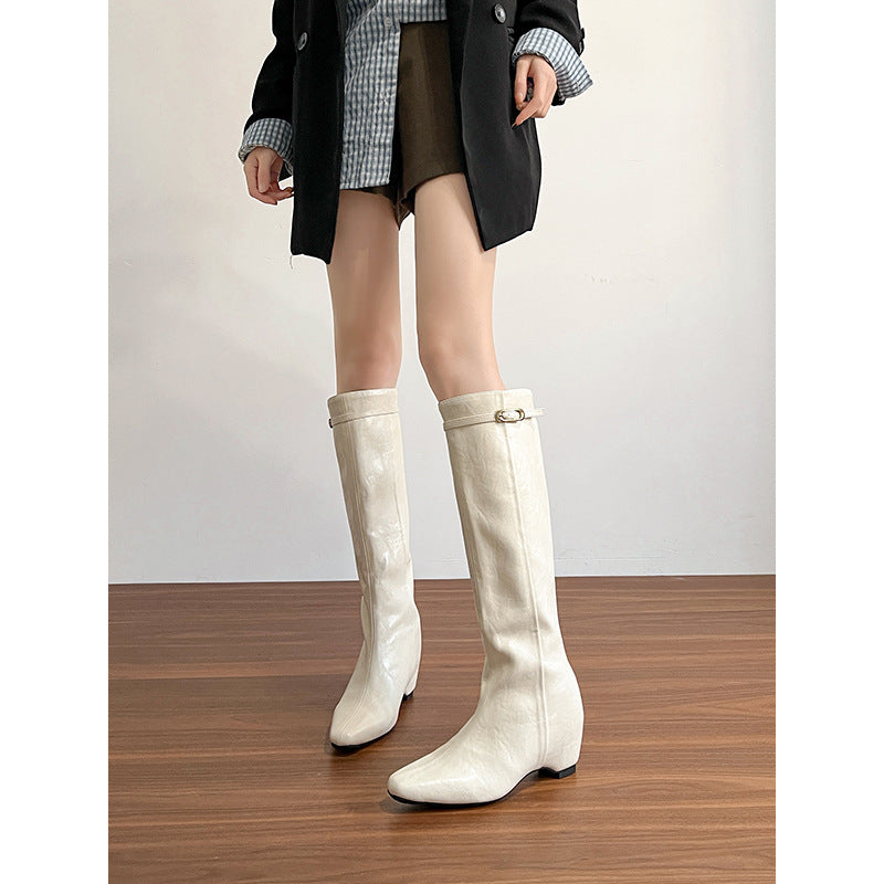 Womens Black High-top Boots With Buckles And A Hidden Heel