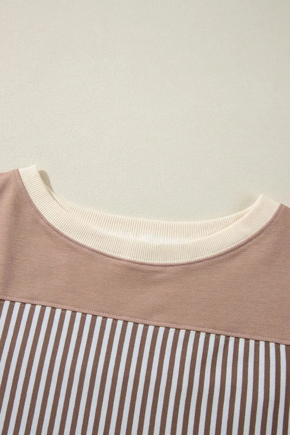 T-Shirts Love Salve Khaki Patchwork Plus Size Women's Tee: Stylish, Comfortable Top