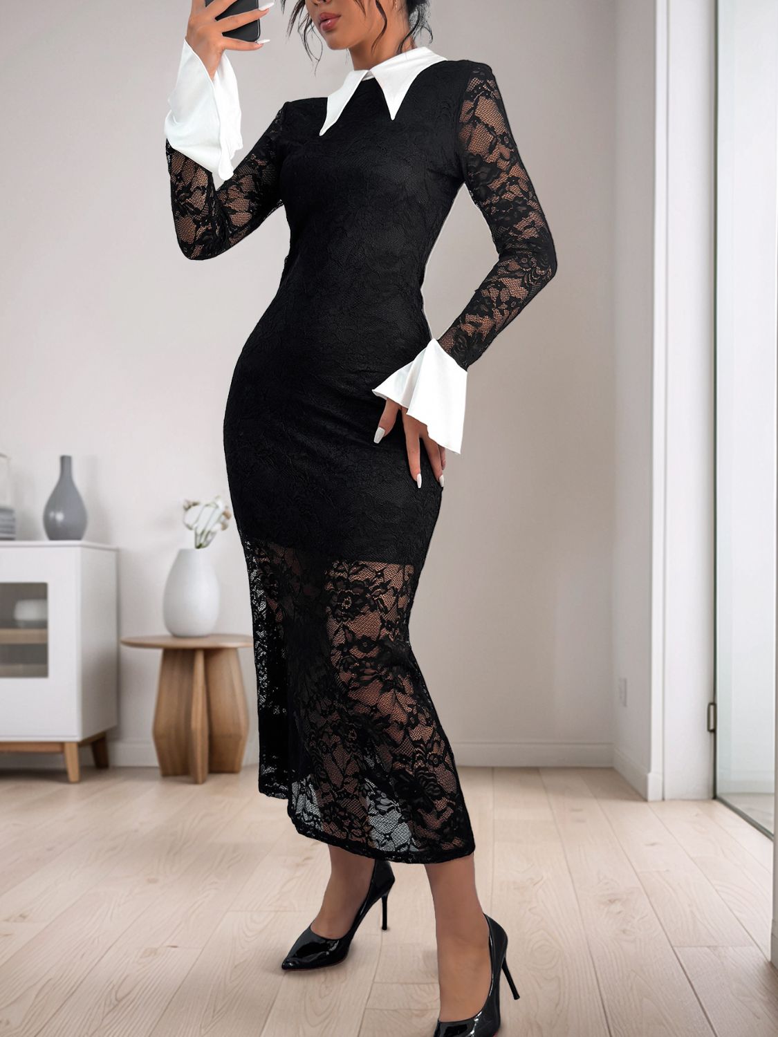 Vestido midi de manga larga con cuello y encaje en contraste Perfee