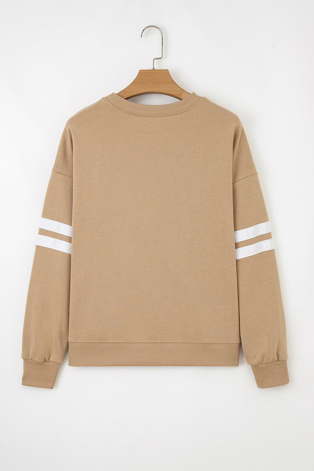 Sudadera Oversize Azul Cielo con Detalle de Rayas Universitarias y Hombros Caídos