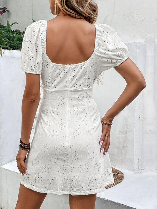 Vestido Perfee con Ojal, Manga Abullonada y Detalle de Lazo